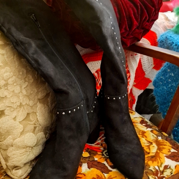 BRAND NEW BLACK OVER THE KNEE.. SEVEN DIALS, BEAUTIFUL NEW BLACK BOOTS - Picture 2 of 9